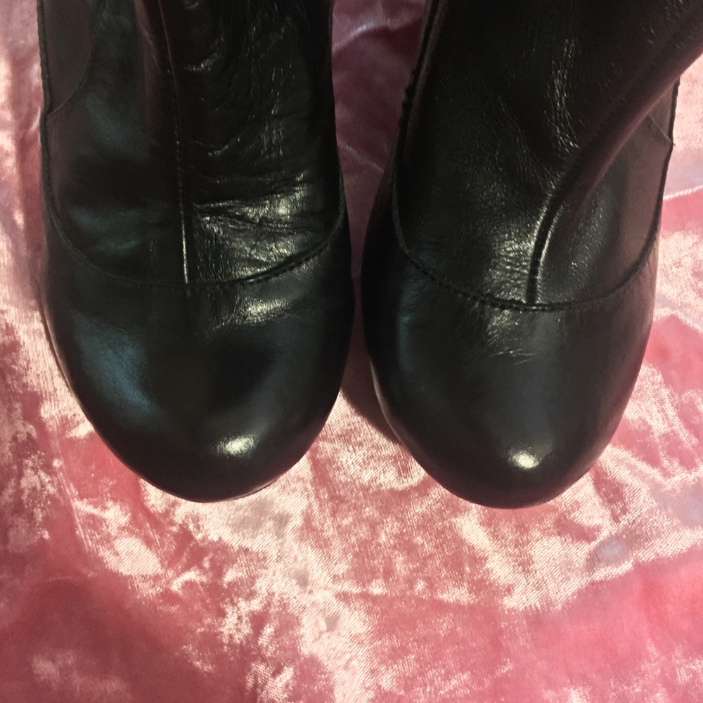 Tall Leather Boots w BOX Button Detail - JUMP - Picture 7 of 8